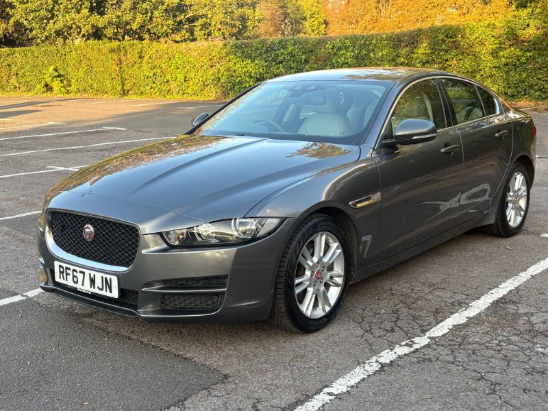 2017 Jaguar XE
